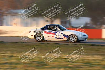 media/Jan-13-2024-CalClub SCCA (Sat) [[179f4822a7]]/Group 7/Sunset (Race)/